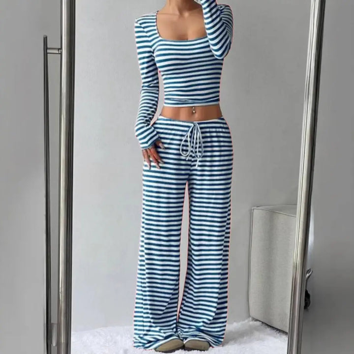 JANA™ - Relaxed Fit Crop Top and Pants Lounge Set CULT ÉIRE