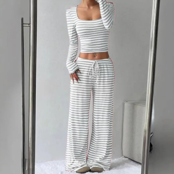JANA™ - Relaxed Fit Crop Top and Pants Lounge Set CULT ÉIRE
