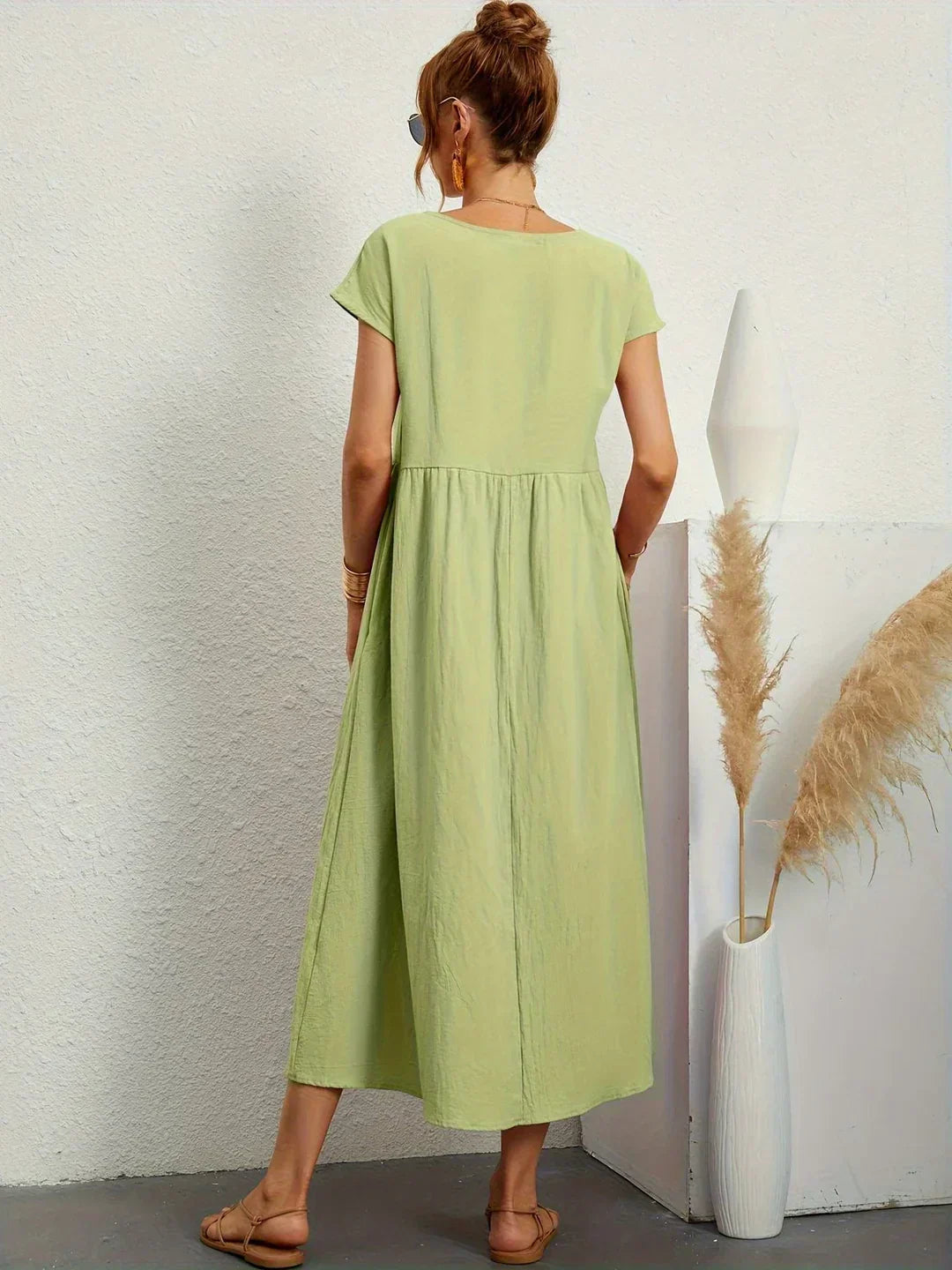 GABRIELLE™ — A Flowing Midi Dress with Timeless Elegance CULTÉIRE DUBLIN