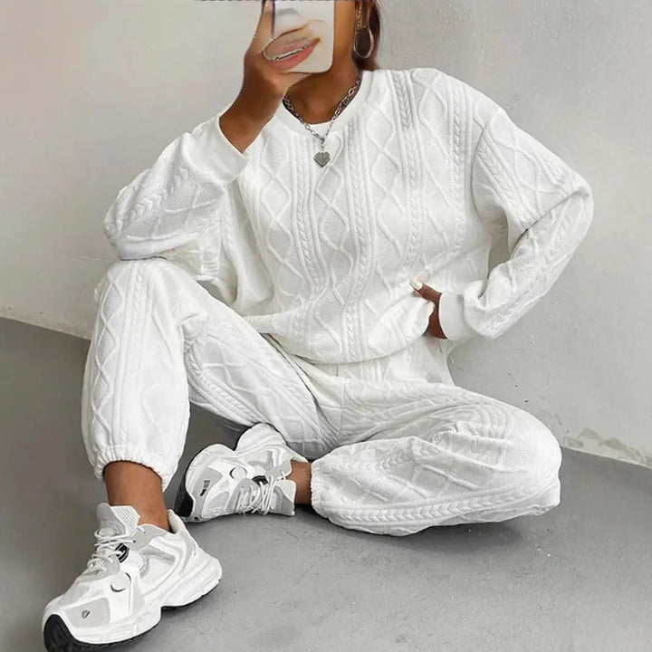 DALI™ - Comfy Long Sleeve Sweatshirt and Sweatpants Set CULT ÉIRE