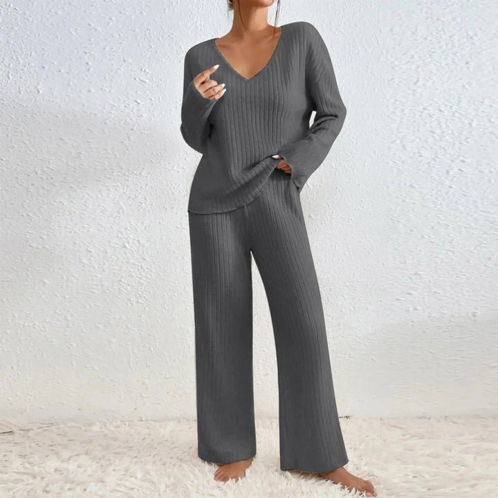 Selvarinnei | Two-piece V-neck Set CULT ÉIRE