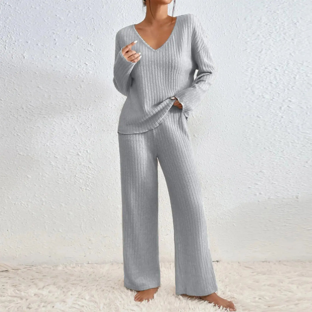 Selvarinnei | Two-piece V-neck Set CULT ÉIRE