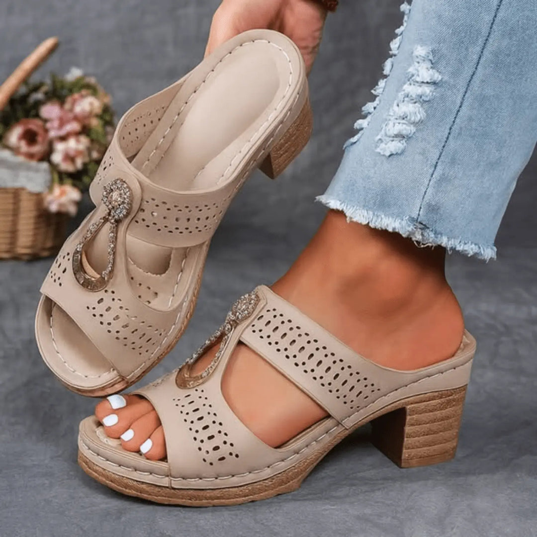FAITH | Chic And Comfortable Orthopedic Sandals CULT ÉIRE