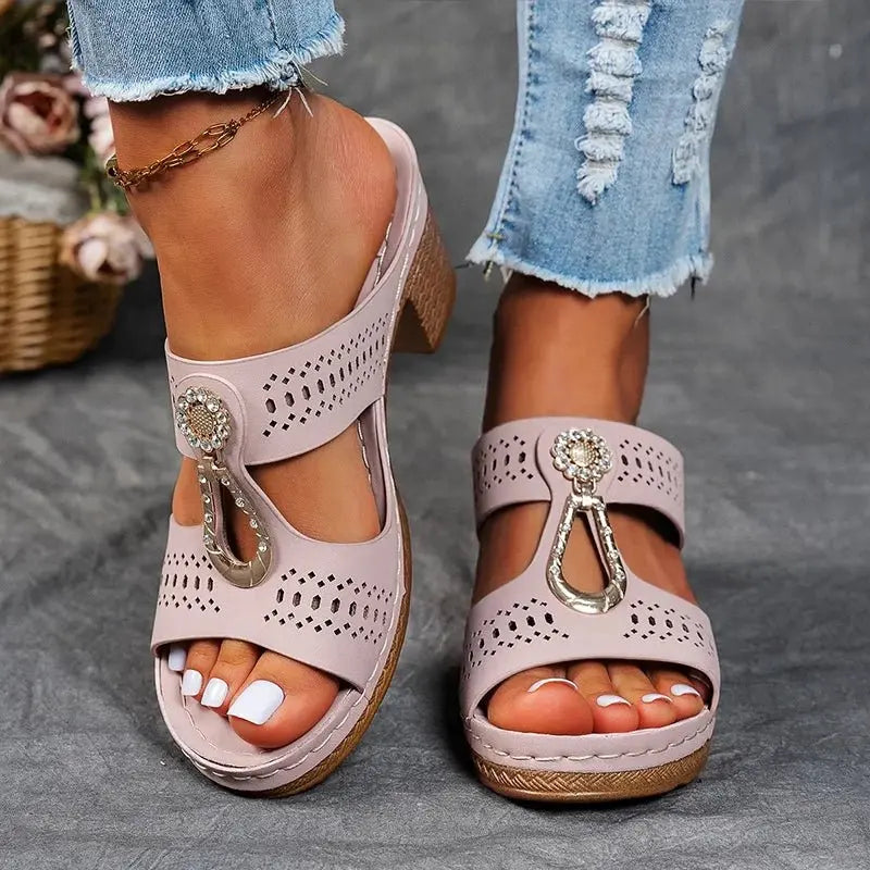 FAITH | Chic And Comfortable Orthopedic Sandals CULT ÉIRE